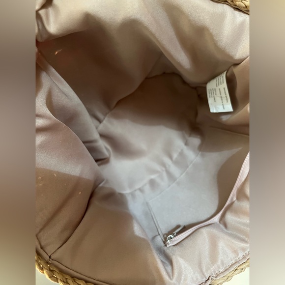 Colorful Woven Tote Bag - Picture 4 of 4